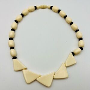 Vintage 1987 Avon Color Waves Cream Geometric Necklace w/ Box